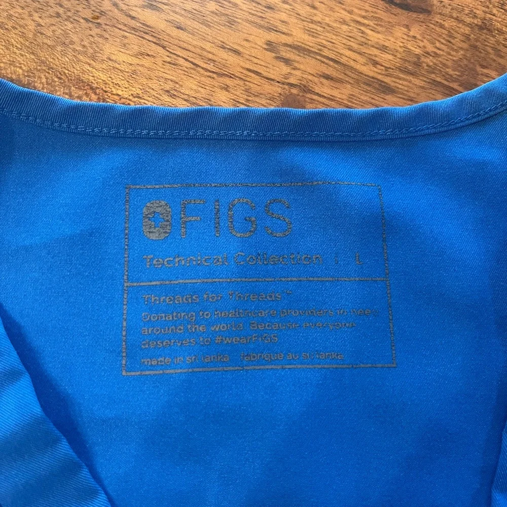 Figs Catarina Scrub Top-Royal Blue-Size Large - Picture 2 of 2